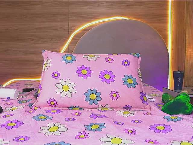 ale-evanz's BongaCams show and profile