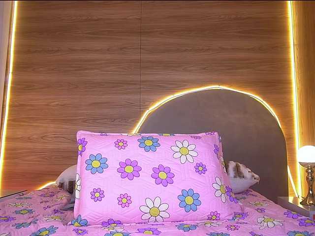 ale-evanz's BongaCams show and profile