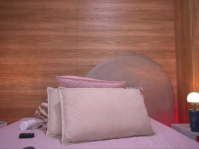 ale-evanz's BongaCams show and profile