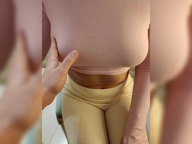 Gerda-and-Kai's BongaCams show and profile