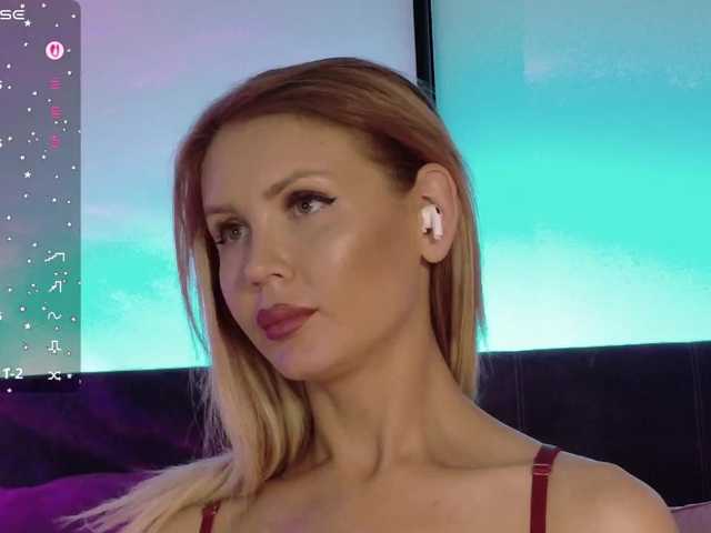 Anna-R from BongaCams