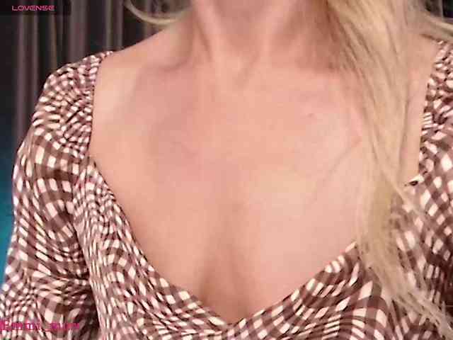 Emmi_Murr webcam