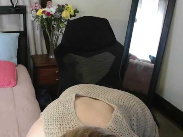 Holliekate's BongaCams show and profile
