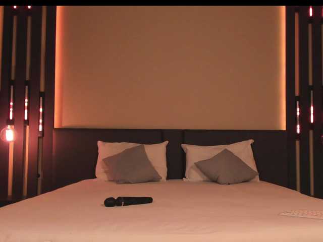 ShySara's BongaCams show and profile