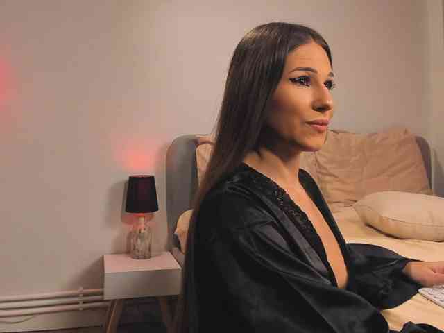 ShySara webcam