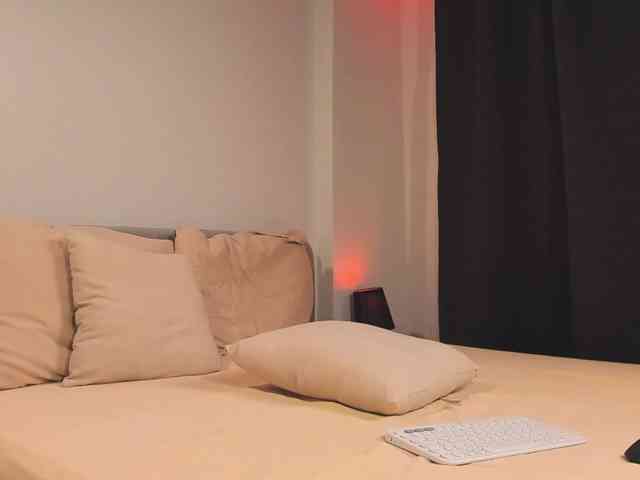 ShySara webcam