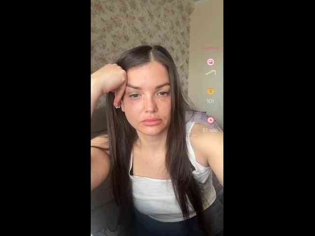 KsyushaMilf84 webcam
