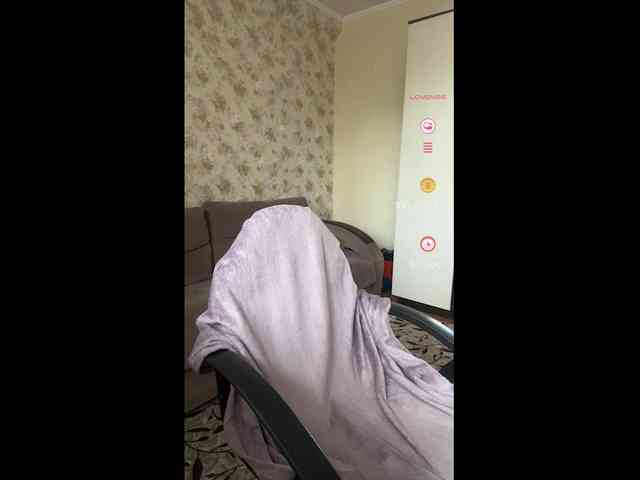 KsyushaMilf84 webcam