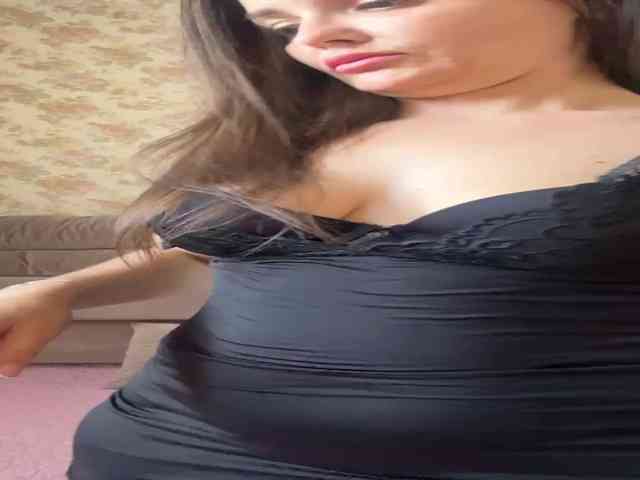 KsyushaMilf84 webcam
