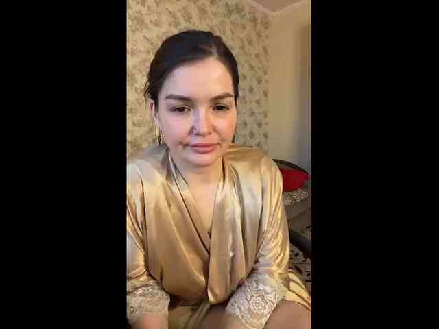 KsyushaMilf84 webcam