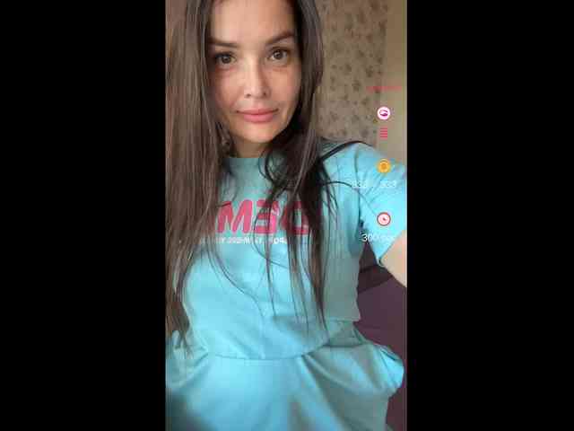 KsyushaMilf84 webcam