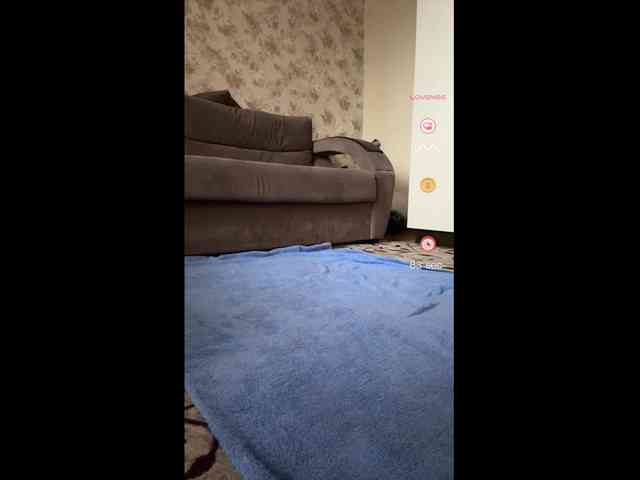 KsyushaMilf84 webcam