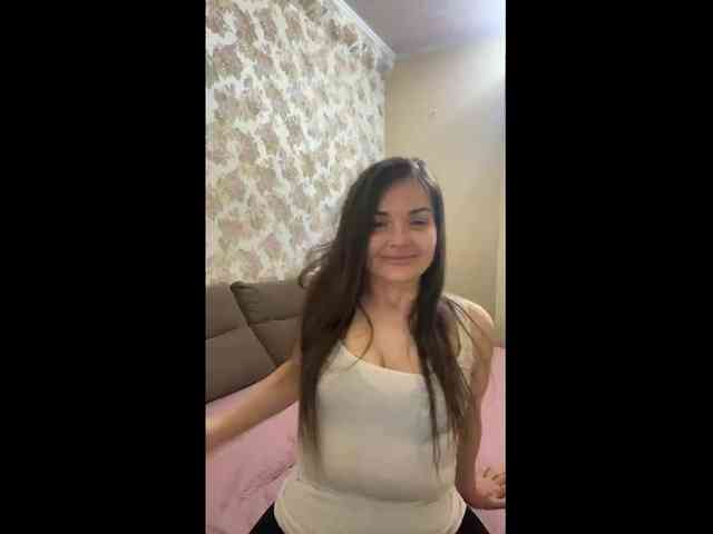 KsyushaMilf84 webcam