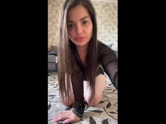 KsyushaMilf84 webcam