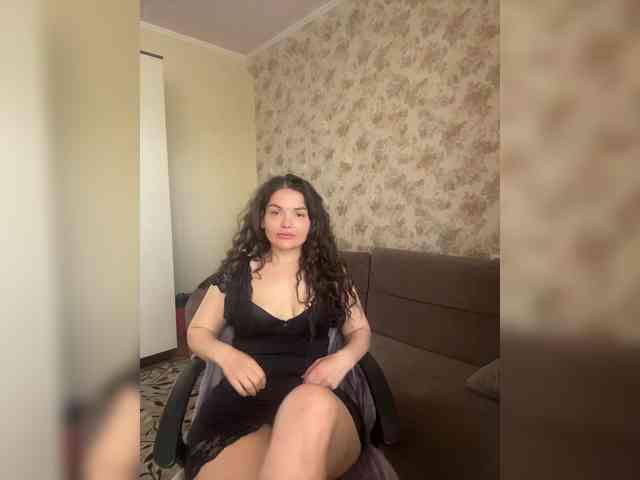 KsyushaMilf84 webcam