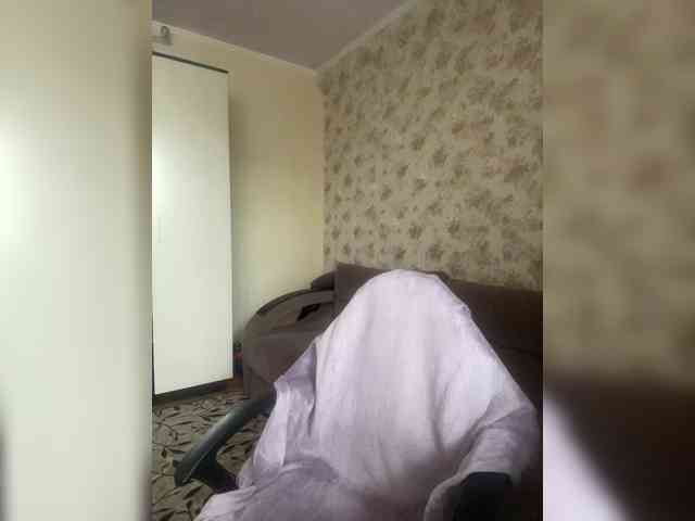 KsyushaMilf84 webcam