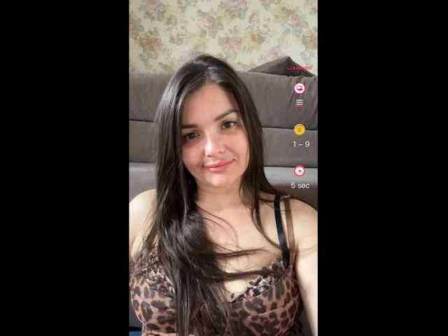 KsyushaMilf84 webcam