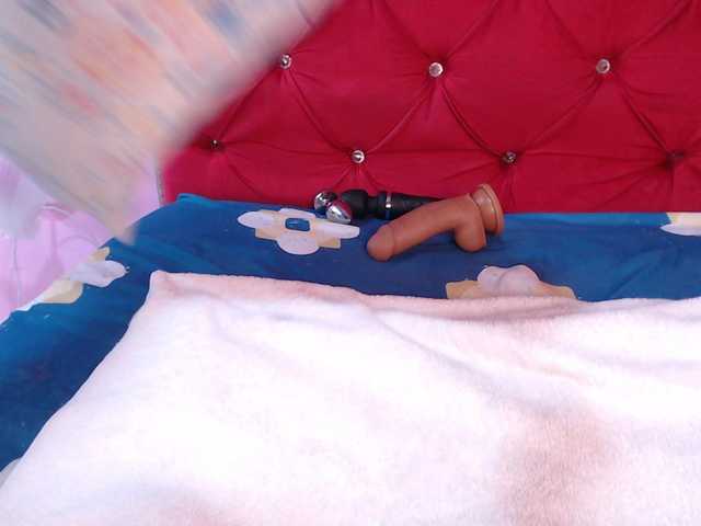 Evasummer1's BongaCams show and profile