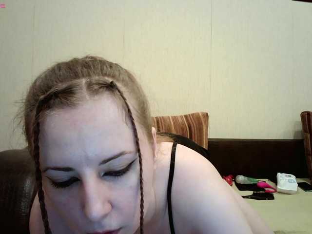 HotFox23's BongaCams show and profile