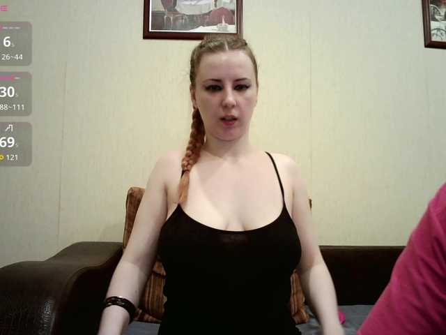 HotFox23's BongaCams show and profile