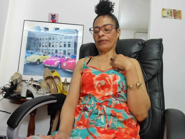 Aries-Mature's BongaCams show and profile