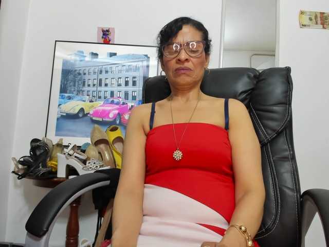 Aries-Mature's BongaCams show and profile