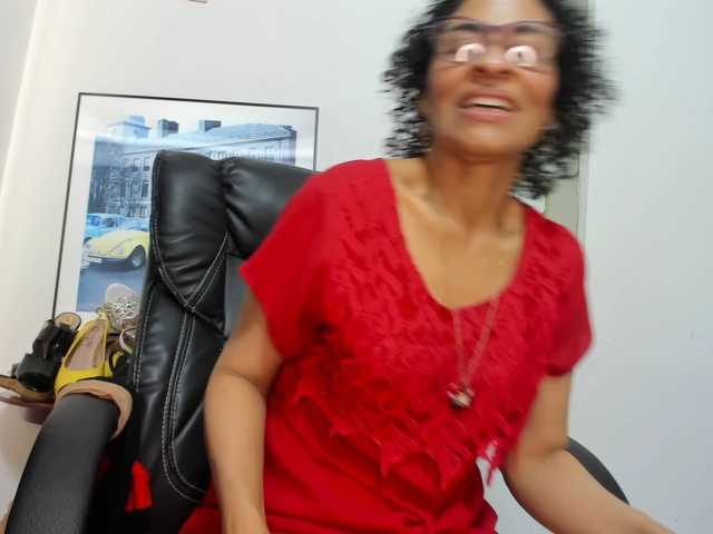 Aries-Mature's BongaCams show and profile