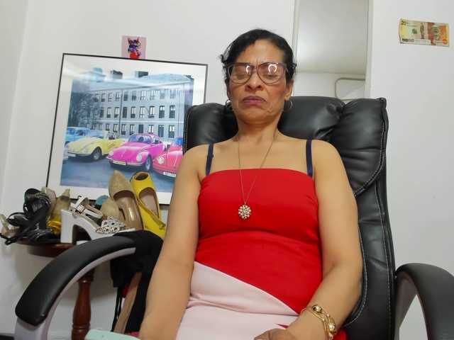 Aries-Mature's BongaCams show and profile