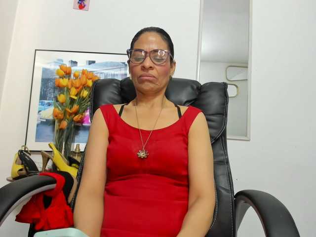 Aries-Mature's BongaCams show and profile