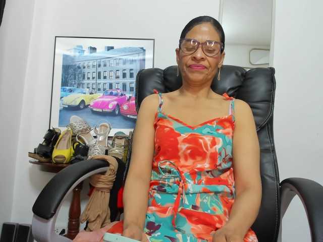 Aries-Mature's BongaCams show and profile