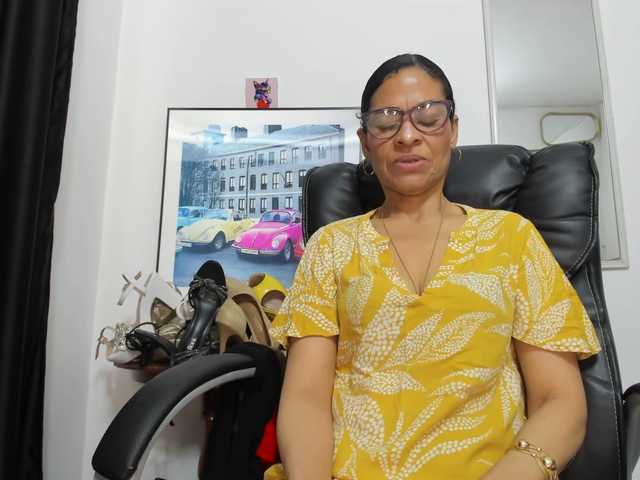 Aries-Mature's BongaCams show and profile