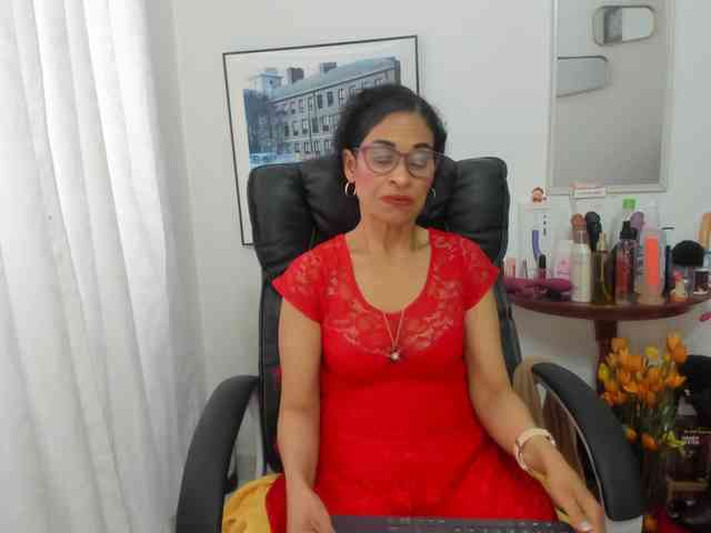 Aries-Mature webcam