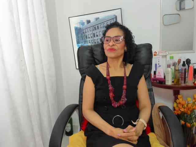 Aries-Mature webcam