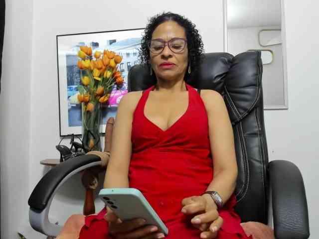 Aries-Mature webcam