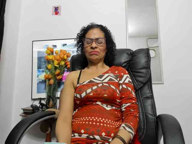 Aries-Mature webcam