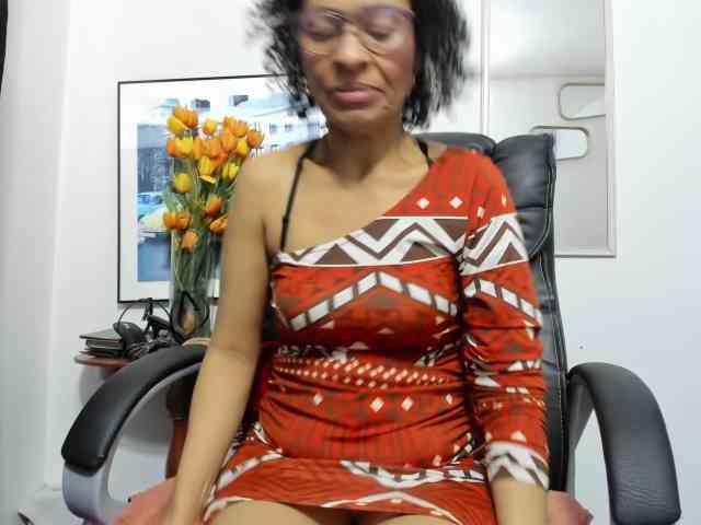 Aries-Mature webcam