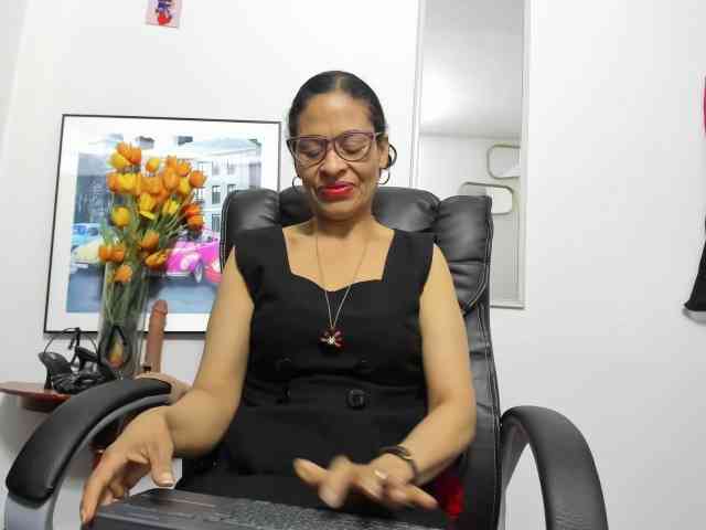 Aries-Mature webcam