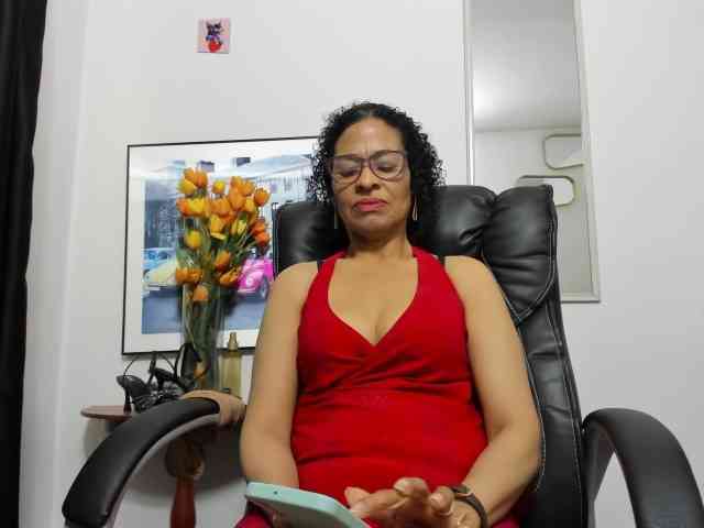 Aries-Mature webcam