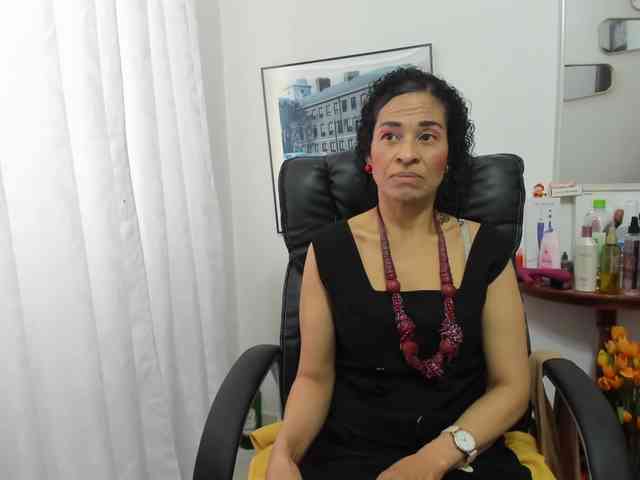 Aries-Mature webcam