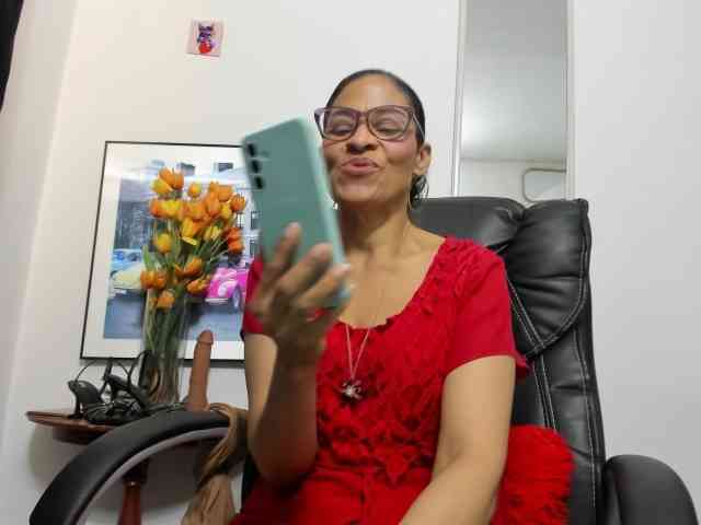 Aries-Mature webcam