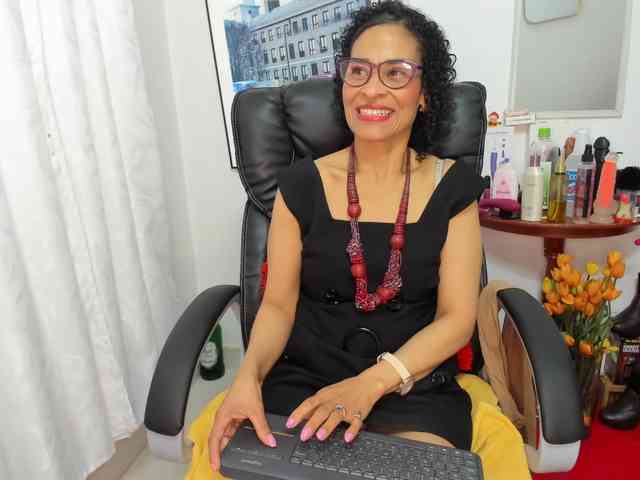 Aries-Mature webcam