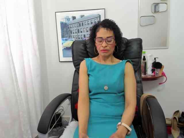 Aries-Mature webcam