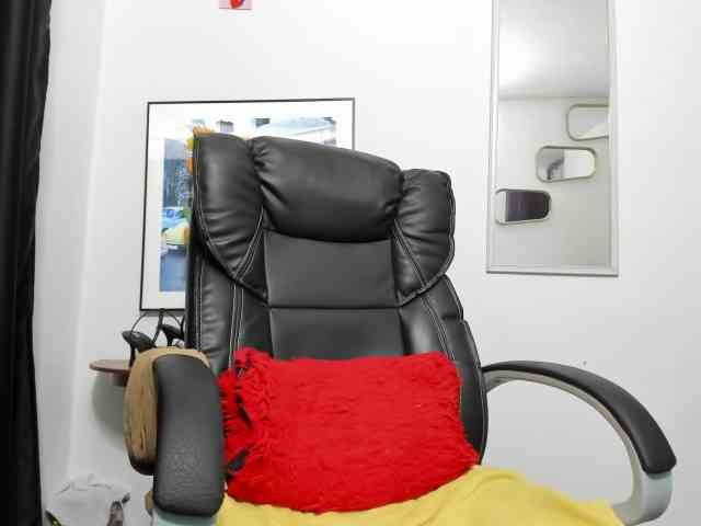 Aries-Mature webcam