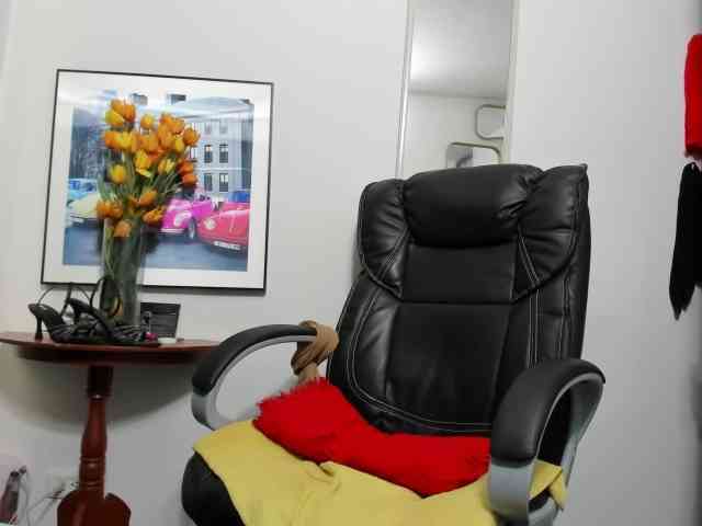 Aries-Mature webcam