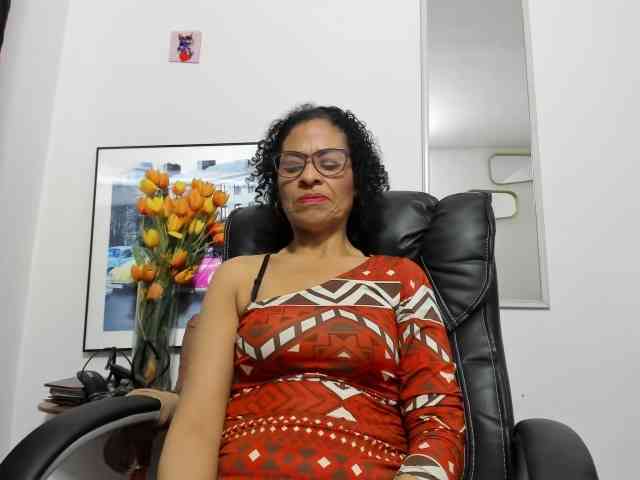 Aries-Mature webcam