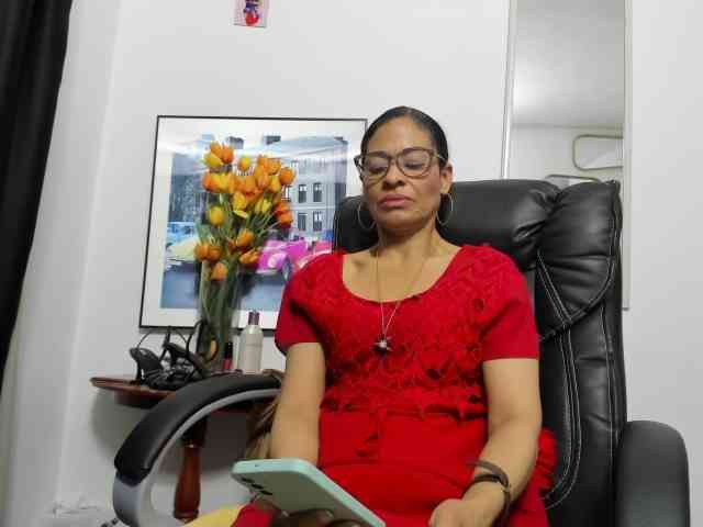 Aries-Mature webcam