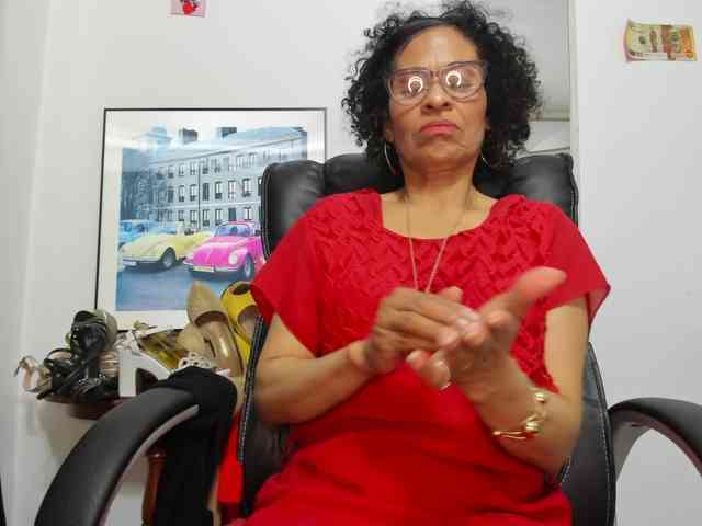 Aries-Mature Live Webcam on BongaCams