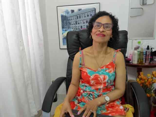 Aries-Mature webcam