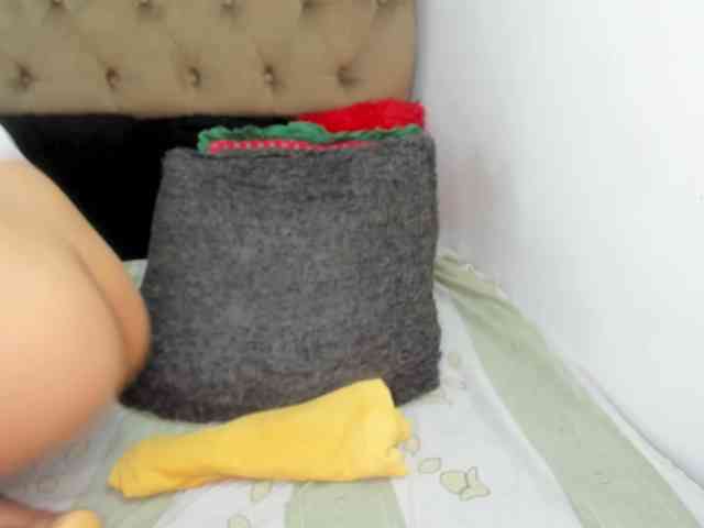 Aries-Mature webcam
