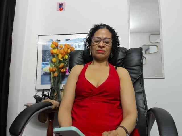 Aries-Mature webcam